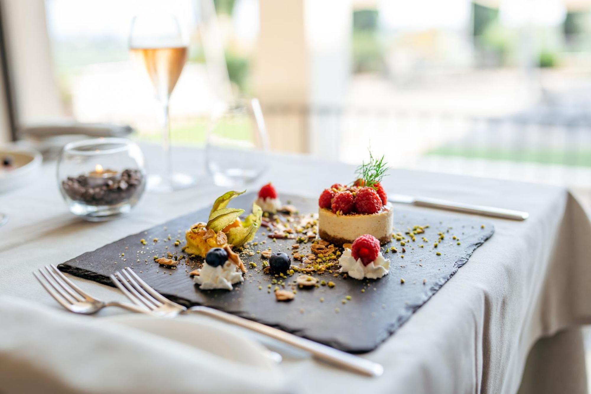 Luisa & Luxury Apartahotel San Felice del Benaco