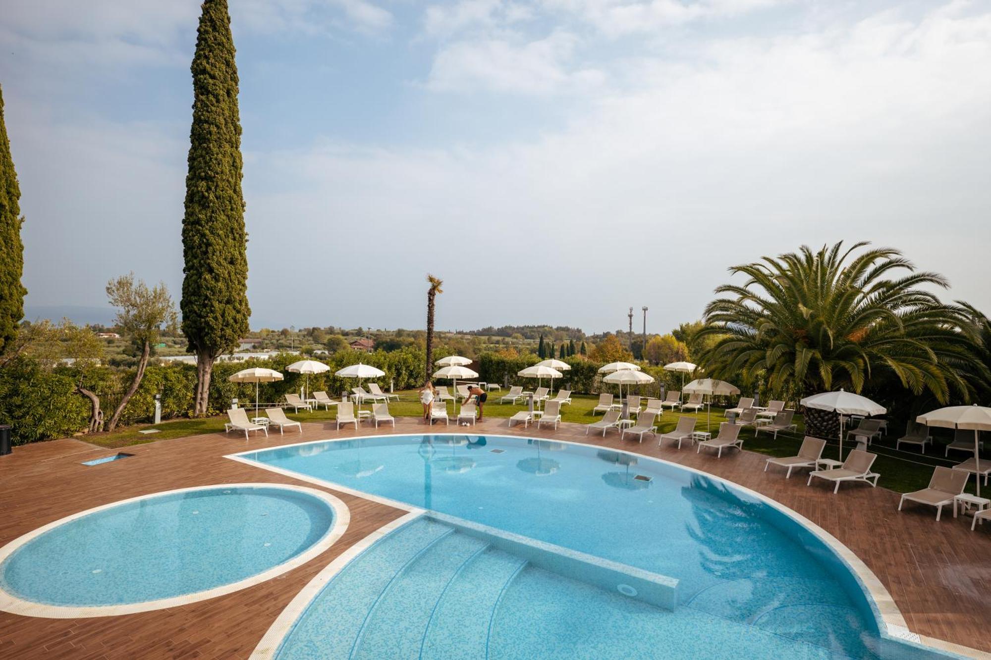 Luisa & Luxury Aparthotel 4*