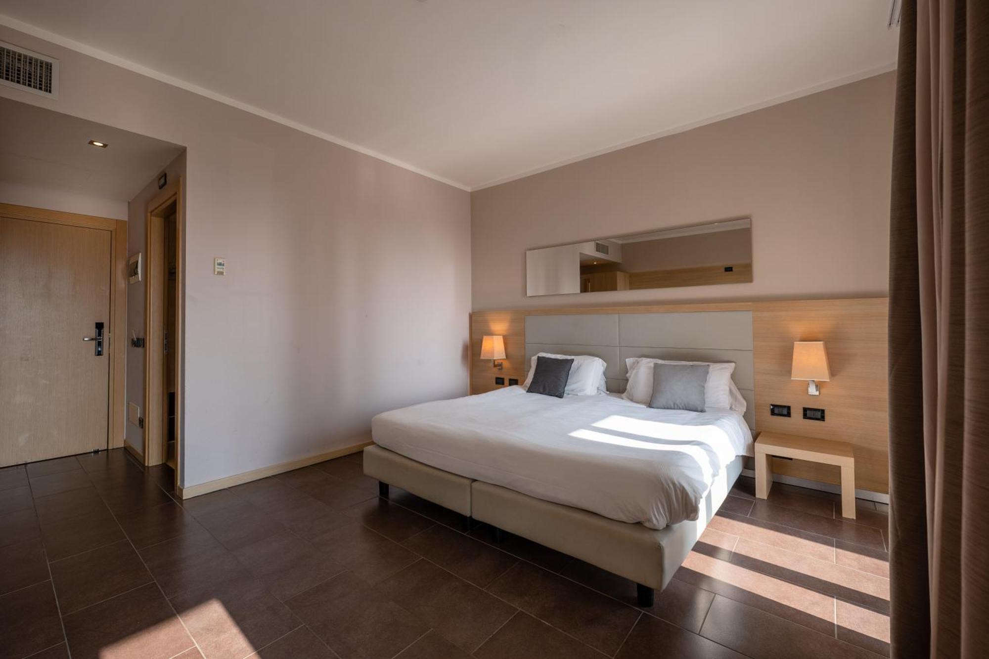 Luisa & Luxury Aparthotel San Felice del Benaco